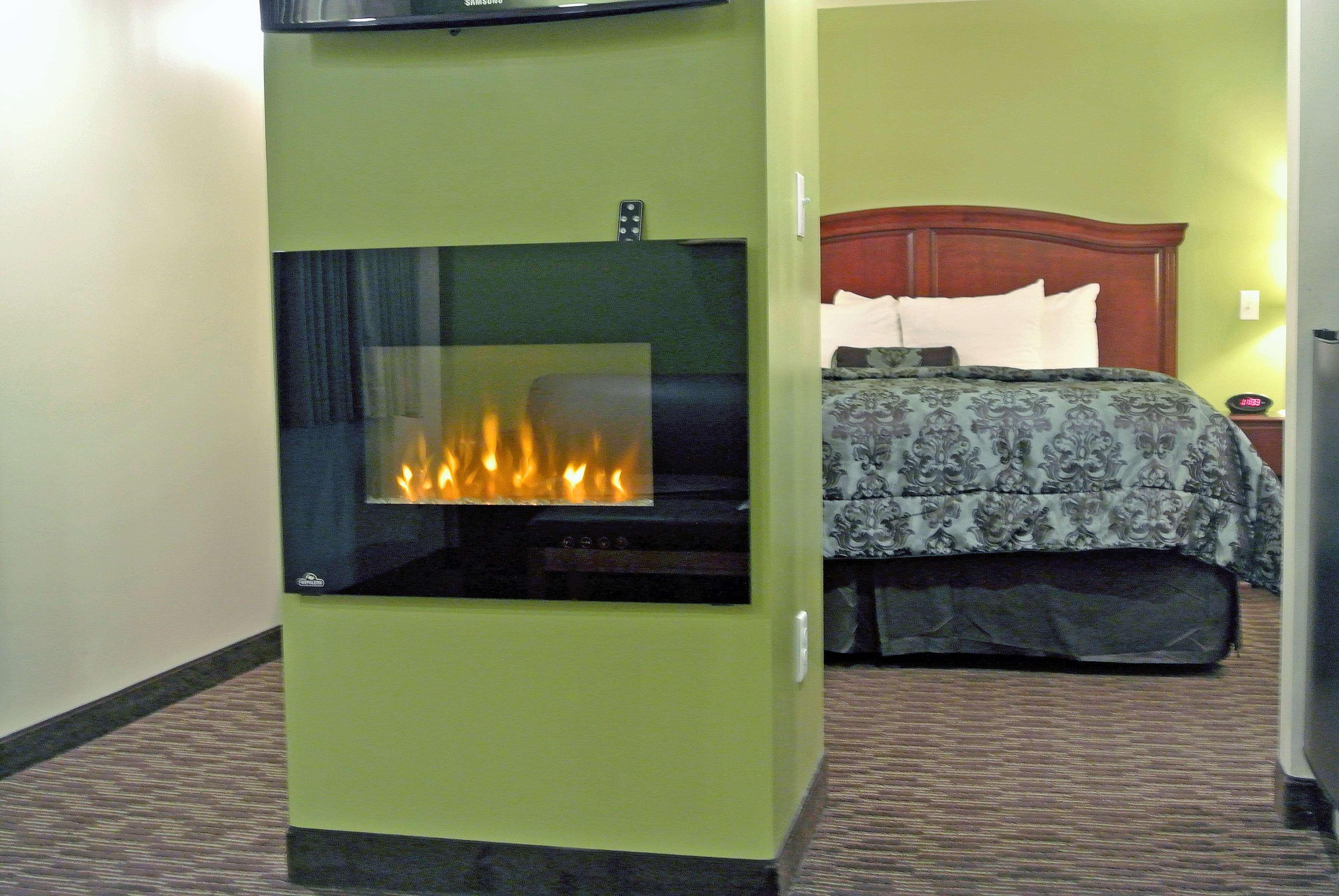 Best Western Plus Cold Spring Plymouth Buitenkant foto