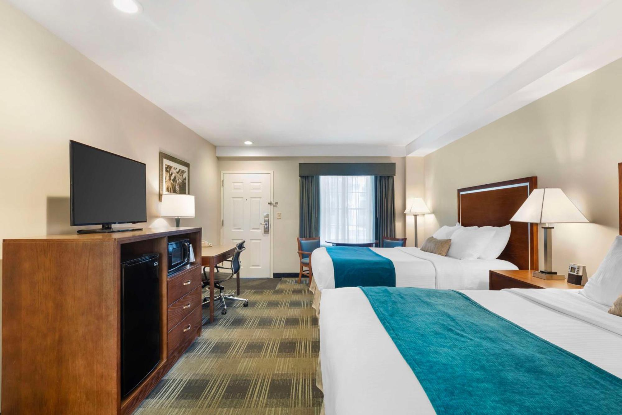Best Western Plus Cold Spring Plymouth Buitenkant foto