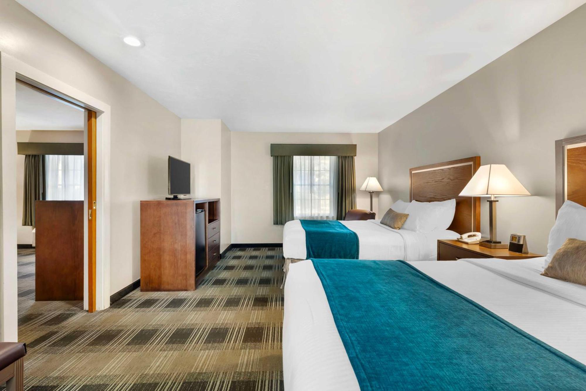 Best Western Plus Cold Spring Plymouth Buitenkant foto